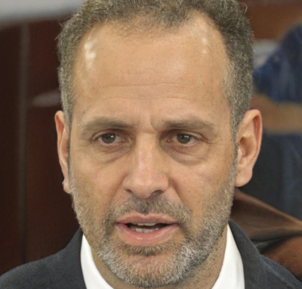 Carlos Mendoza, experto en educación financiera
